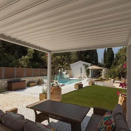 Serenity Βίλα Αχαράβη